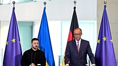 Hat Selenskyj seinen Deutschlandbesuch aufgrund einer drohenden russischen Offensive abgebrochen?