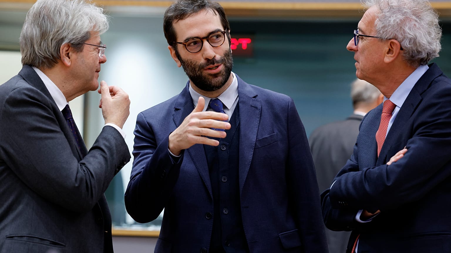 The European Commissioner for Economic Affairs, Paolo Gentiloni, the Director General of the European Stability Mechanism, Pierre Gramegna, and the Spanish Minister for Economic Affairs, Carlos Cuerpo, will meet with the European Commissioner for Economic Affairs, Paolo Gentiloni.