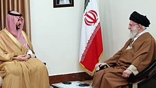 Khalid herceg és Ali Khamenei ajatollah Teherénban, 2025 április 17-én
