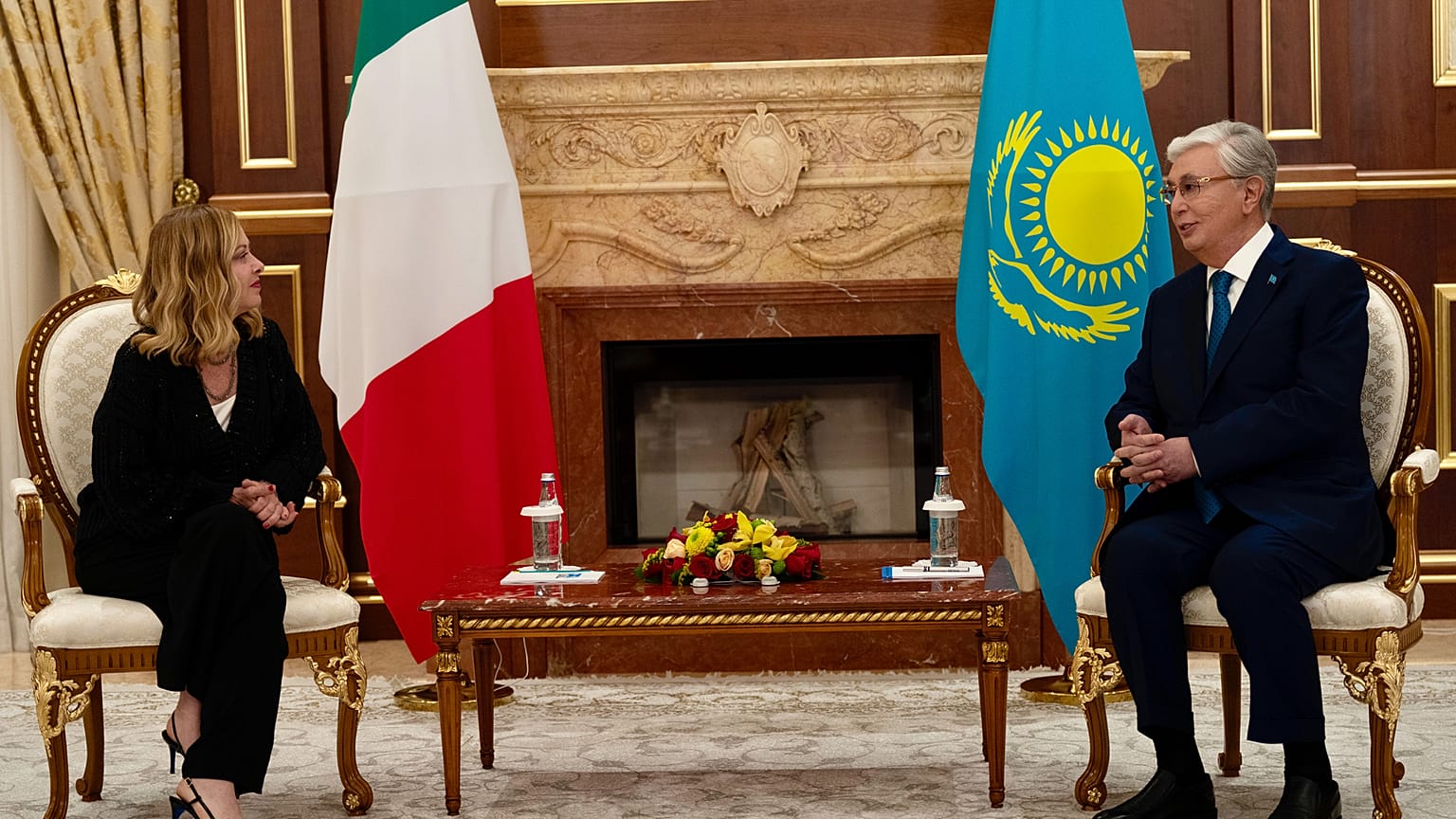 Ministerpräsidentin Giorgia Meloni mit dem Präsidenten der Republik Kasachstan, Qasym-Jomart Kemeluly Toqaev, Astana, Kasachstan, 29. Mai 2025