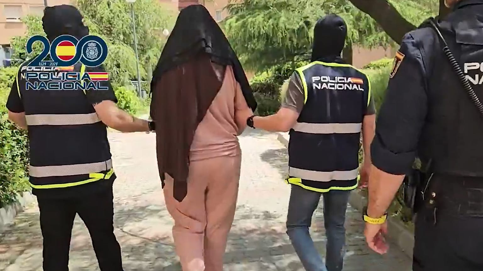 Polizei verhaftet zwei Frauen, die der dschihadistischen Indoktrination in Madrid verdächtigt werden