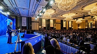  وزير الدفاع الأمريكي بيت هيغسيث يلقي خطابه خلال قمة حوار شانغريلا 22 في سنغافورة ، السبت 31 مايو 2025.