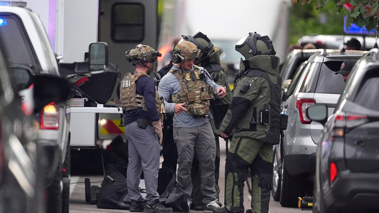 Les forces de l'ordre après une attaque sur le centre commercial de Peark Street à Boulder, Colorado.