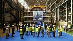 Trabajadores del astillero de Navantia en Cartagena asisten a la presentación del AIP en un S-80