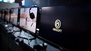 FIL:E Paris'teki Paris Oyun Haftası'nda bir bilgisayar ekranında Ubisoft logosu, 3 Kasım 2017