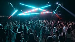 Das Stihia-Festival zieht ein internationales Publikum an das verschwundene Ufer des Aralsees