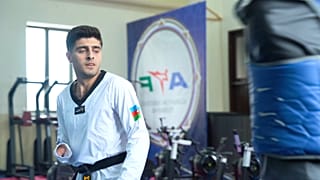 «Si ces athlètes y arrivent, on veut le faire aussi» : le champion azerbaïdjanais de para-taekwondo