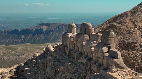 Mount Nemrut and the Euphrates: history shaped by stone and water