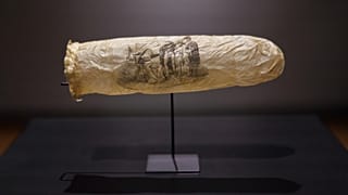 200-летний презерватив с эротической гравюрой выставлен в голландском музее.
