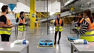 Worker in a fulfilment centre