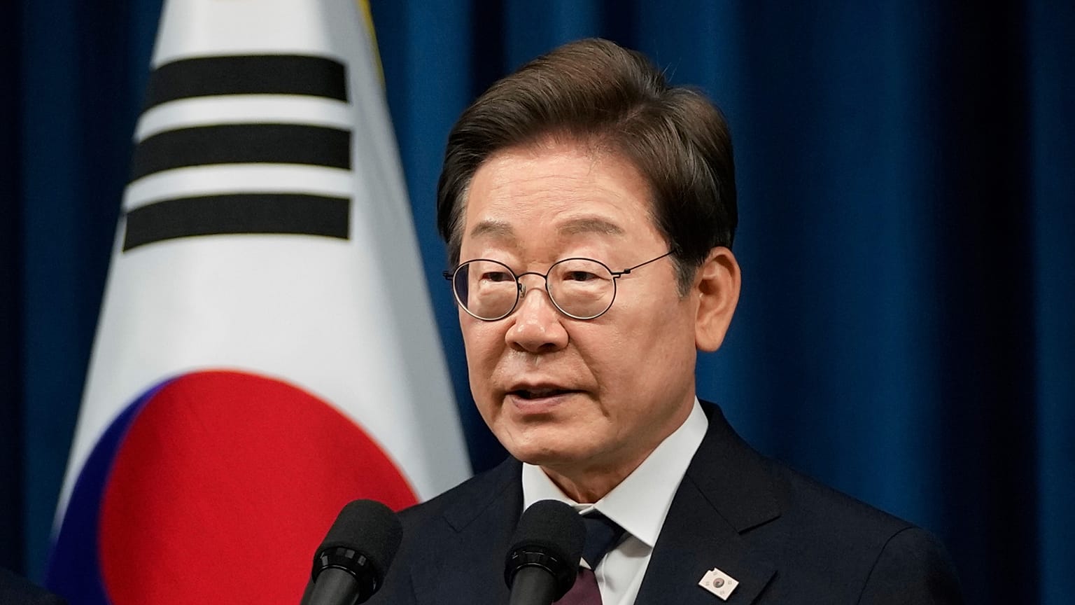 Newly elected South Korean President Lee Jae-myung arrives for the Presidential Inauguration at the National Assembly in Seoul, 4 June 2025