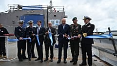 Ο υπουργός Εθνικής Άμυνας, Νίκος Δένδιας, στην τελετή καθέλκυσης της Φρεγάτας «ΦΟΡΜΙΩΝ»