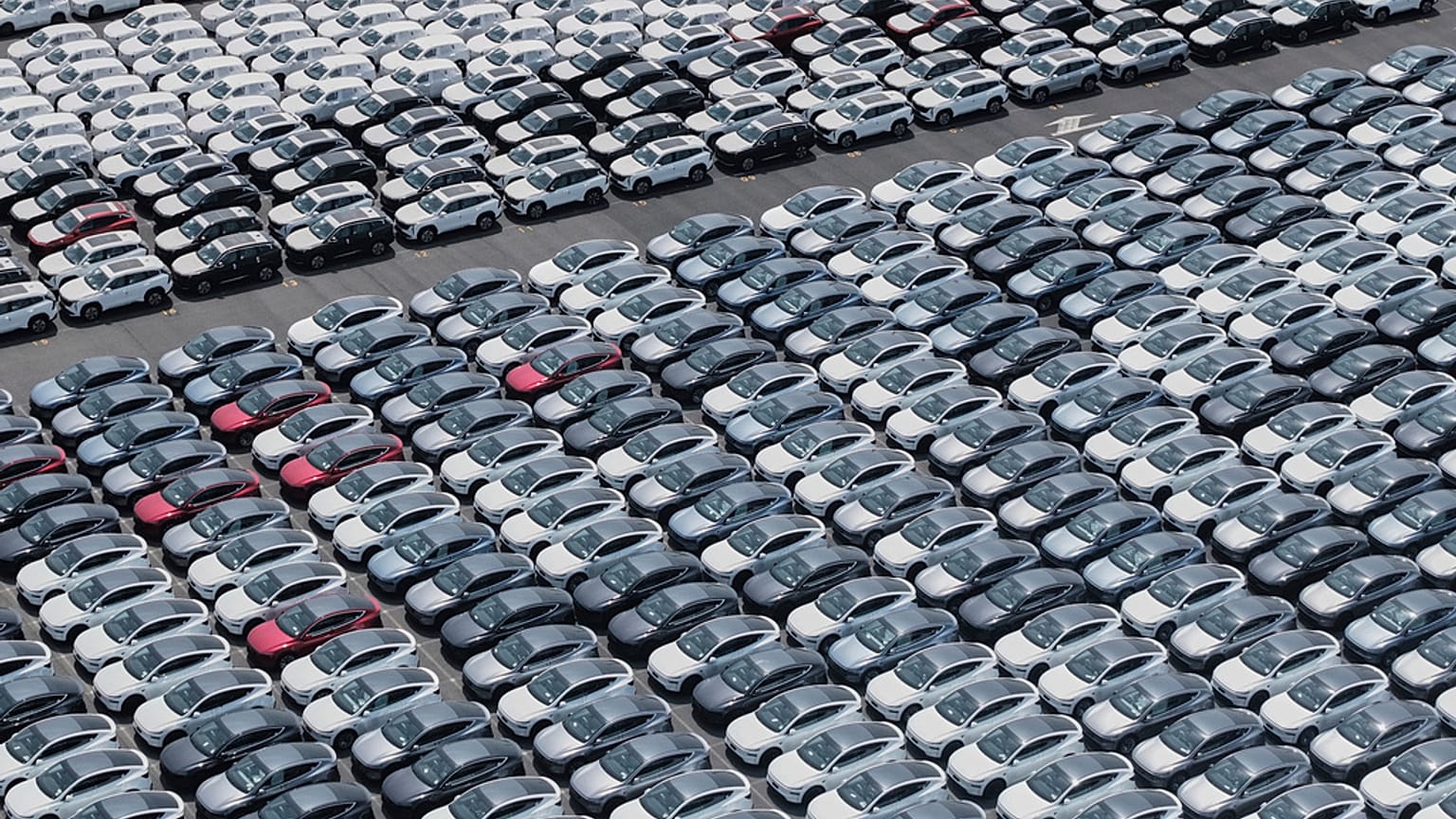 ABD, 2 Nisan'dan bu yana AB otomobillerine %25 gümrük vergisi uygulamaktadır.