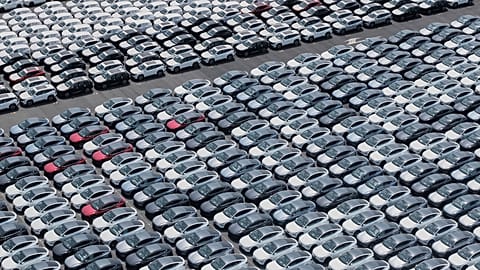 Data show accelerating price fall in Chinese cars exports.
