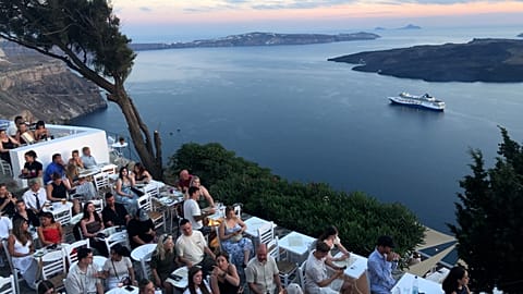 Tras el aumento continuado de los tres últimos años en las islas griegas, se prevé que el número de turistas permanezca estancado en 2025.