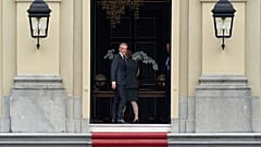 Ο Ολλανδός πρωθυπουργός Ντικ Σουφ φτάνει στο Βασιλικό Παλάτι Huis ten Bosch για να υποβάλει την παραίτησή του στη Χάγη, 3 Ιουνίου 2025