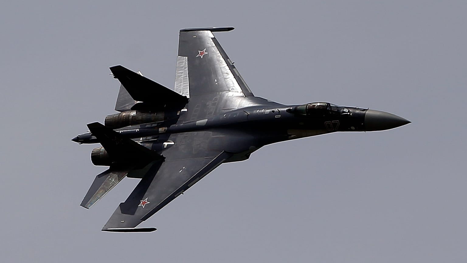 Истребитель Су-35, архив