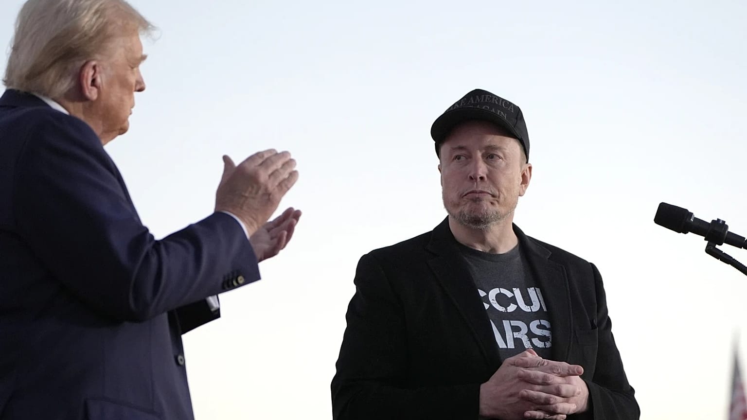Elon Musk ve Donald Trump seçim sürecinde yakın müttefikti.