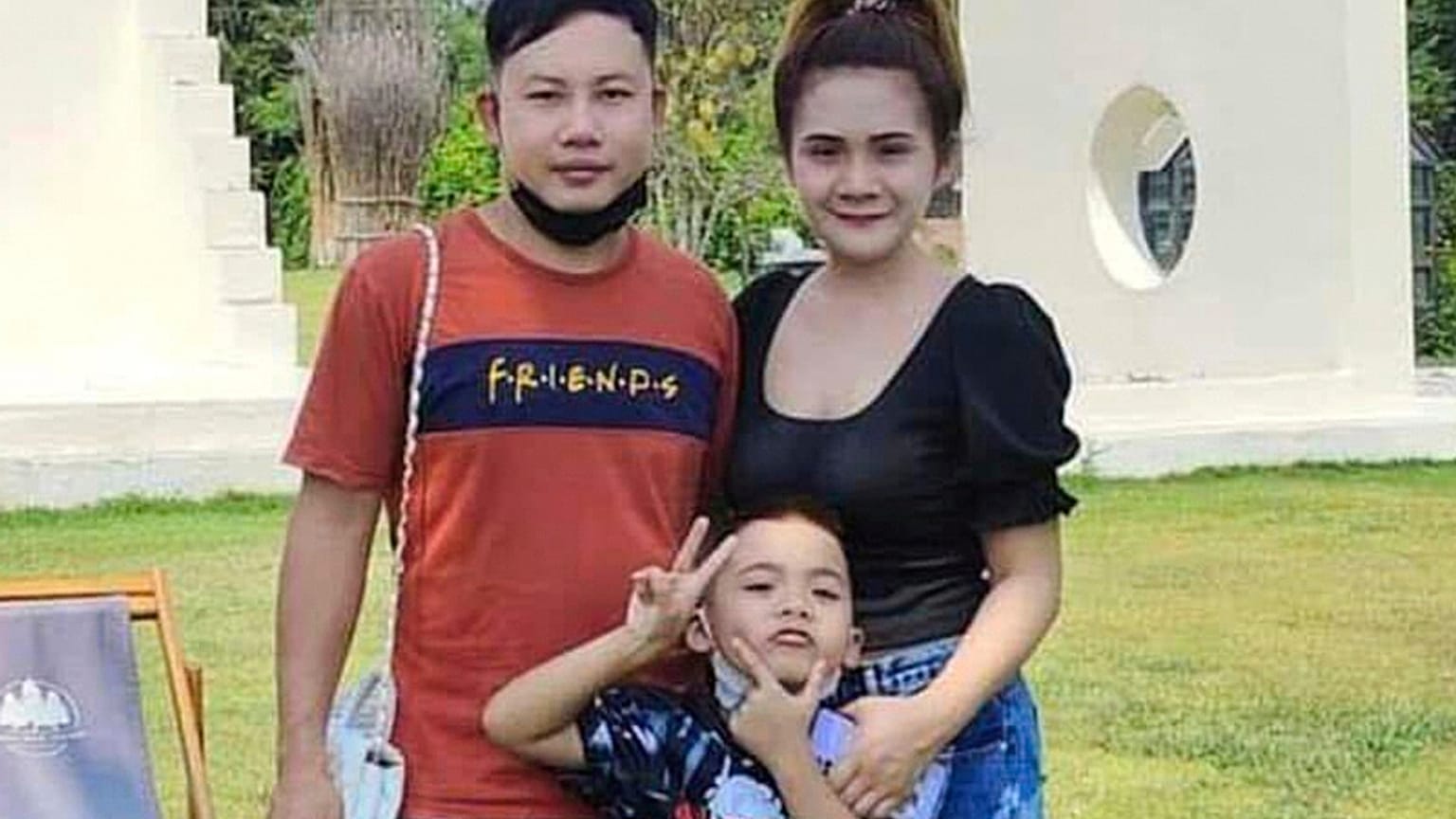 Nattapong Pinta a családjával