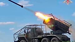 Dieses Foto stammt aus einem Video, das der Pressedienst des russischen Verteidigungsministeriums am Mittwoch, 4. Juni 2025, veröffentlichte.