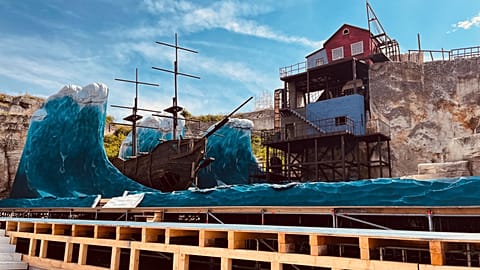 The Dutch set of the planet in the quarry at Szentmargitbánya