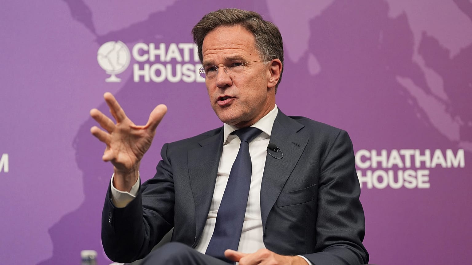 Il segretario generale della Nato, Mark Rutte, tiene un discorso alla Chatham House di Londra (9 giugno 2025)