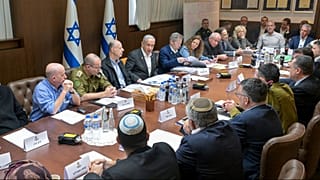 DOSYA - İsrail Başbakanı Binyamin Netanyahu, ortada, Kudüs'te ateşkes anlaşmasını oylamak üzere güvenlik kabinesini topluyor, 17 Ocak 2025