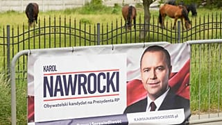 Karol Nawrocki, a lengyel elnökválasztás nyertesének választási plakátja