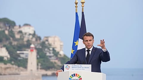 Macron 9 Haziran 2025 tarihinde Nice, Fransa'da UNOC3 sırasında konuşma yapıyor.