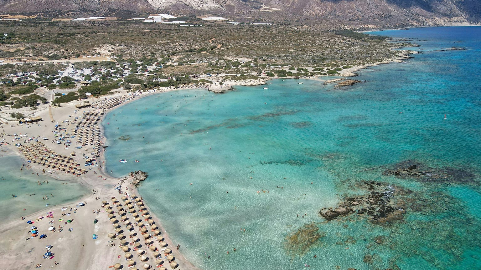 Η ελληνική παραλία επανέρχεται στη λίστα για πρώτη φορά μετά από τέσσερα χρόνια, ανεβαίνοντας 23 θέσεις και εξασφαλίζοντας την πρώτη θέση.