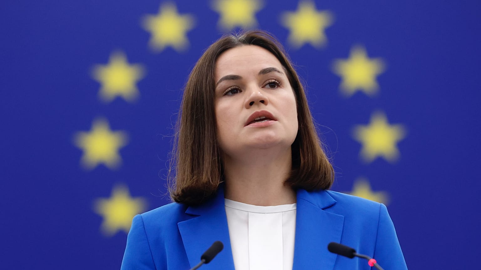 L'opposante biélorusse en exil Sviatlana Tsikhanouskaya prononce un discours au Parlement européen le 13 septembre 2023 à Strasbourg, en France. 