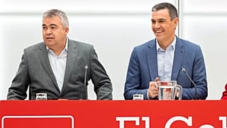 El hasta ahora secretario de Organización del PSOE, Santos Cerdán (a la izquierda), en una fotografía del partido junto a Pedro Sánchez.