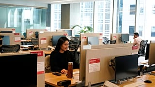 Dans l'ensemble, l'écart entre les hommes et les femmes s'est réduit à 68,8 %, ce qui représente l'amélioration la plus importante depuis la pandémie de COVID-19.