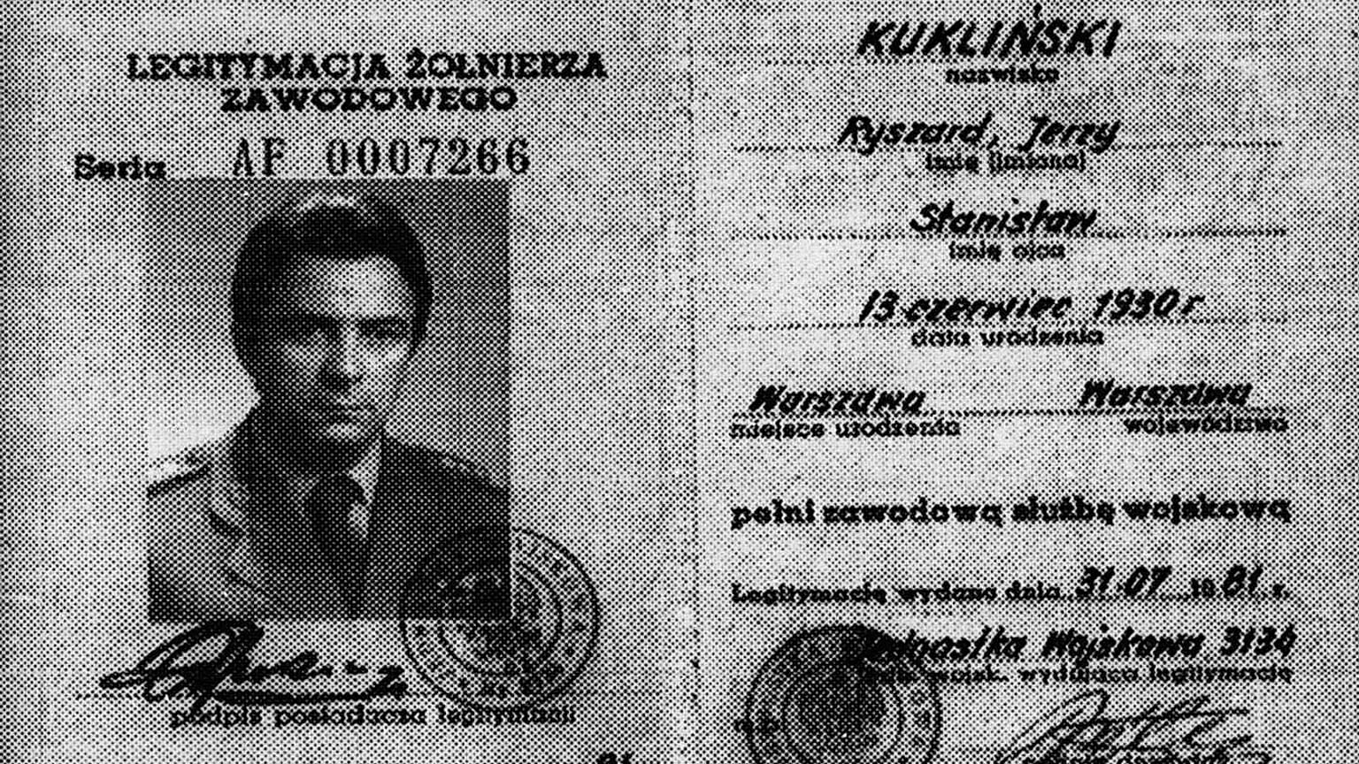 Legitymacja służbowa Ryszarda Kukińskiego
