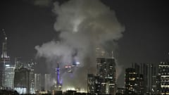 Tel-Aviv az iráni rakétatámadás idején 2025. június 13-án