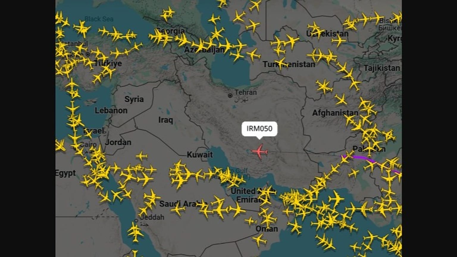 FlightRadar24 uçuş takip sitesinde IRM050 sefer sayılı uçağın izlediği rota.