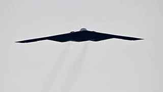 بمب‌افکن بی-۲