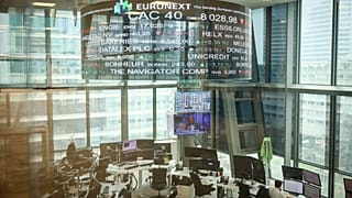 La fortaleza del euro podría ser, paradójicamente, un lastre para las empresas del viejo continente si los consumidores reducen sus compras.