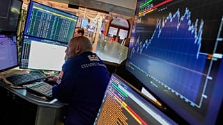 Le conflit au Moyen-Orient menace d'aggraver les perspectives économiques mondiales, déjà mises à mal par la politique douanière de Donald Trump.