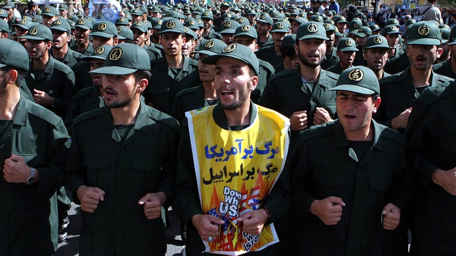 طلاب الحرس الثوري الإيراني يشاركون في مظاهرة مناهضة لإسرائيل بمناسبة يوم القدس، لدعم القضية الفلسطينية، في طهران، إيران