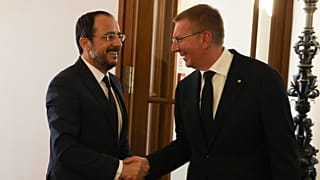 Νίκος Χριστοδουλίδης και Έντγκαρς Ρινκέβιτς