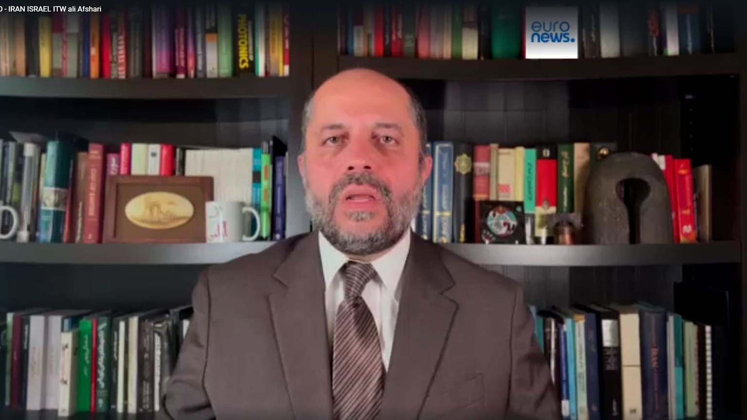 مصاحبه با علی افشاری، تحلیل‌گر و فعال سیاسی