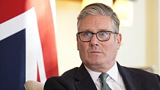 Keir Starmer, primer ministro británico, recibe al príncipe de Bahréin, el príncipe Salman bin Hamad Al Khalifa, en Downing Street, Londres, jueves 19 de junio de 2025.