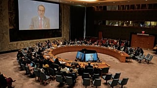 رافائيل ماريانو جروسي ، المدير العام للوكالة الدولية للطاقة الذرية ، يلقي كلمة في اجتماع لمجلس الأمن التابع للأمم المتحدة ، الجمعة 20 يونيو 2025. 