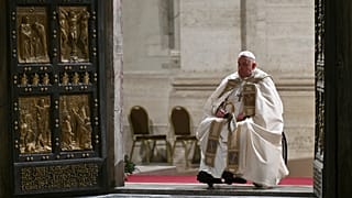 Papa Francesco ha voluto istituire per il Giubileo una Commissione per affrontare le crisi del debito e dello sviluppo, che ha appena presentato il suo rapporto