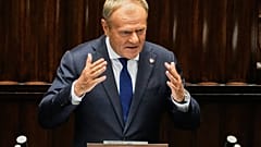 Polens Premierminister Donald Tusk spricht am Mittwoch, 11. Juni 2025, in Warschau, Polen, vor dem polnischen Parlament