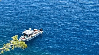 Tahoe Gölü'nde devam eden arama çalışmaları sırasında çekilmiş bir fotoğraf, 23 Haziran 2025