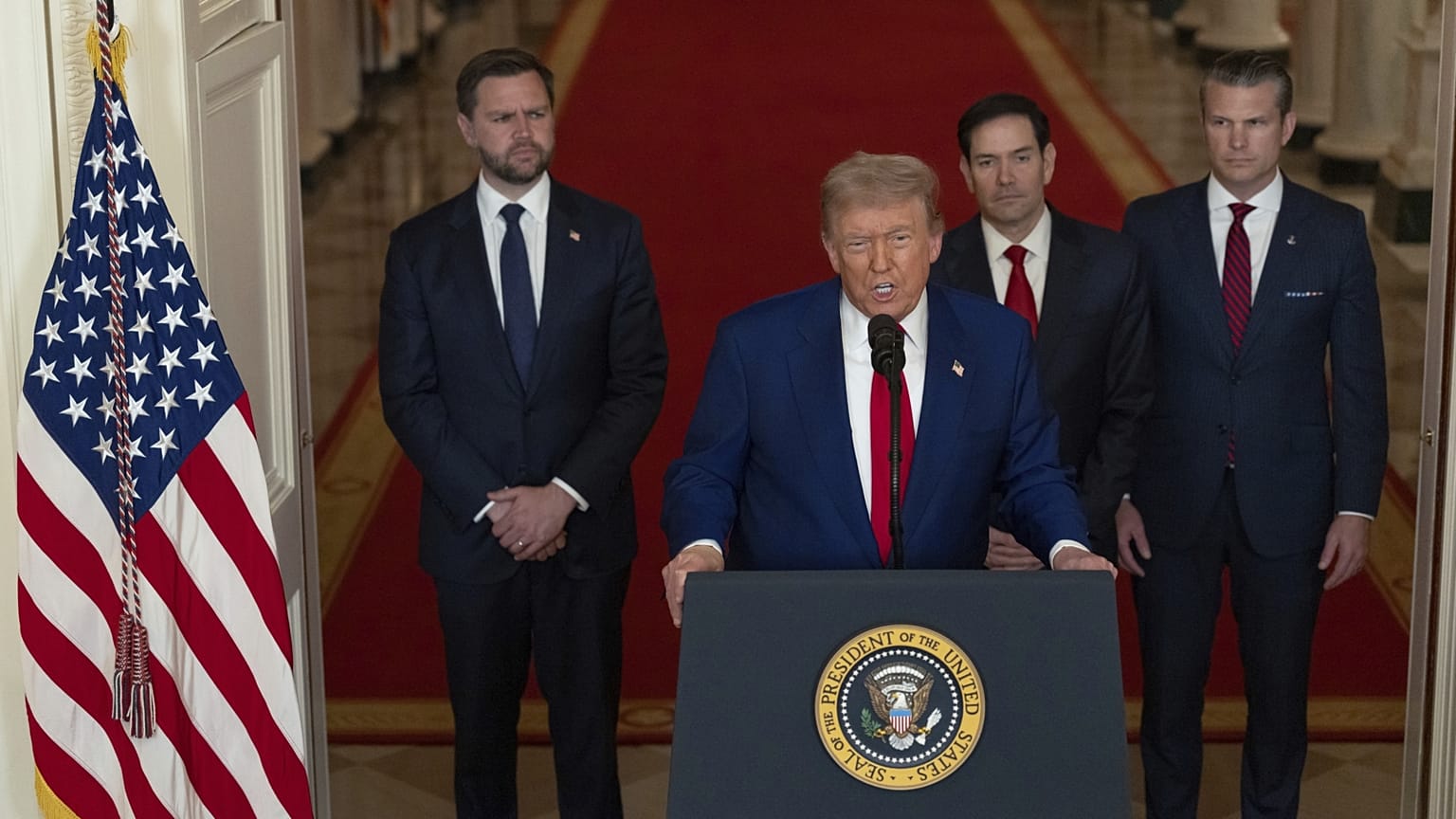 Az amerikai elnök a Fehér Házban beszél a szombati amerikai légicsapások után