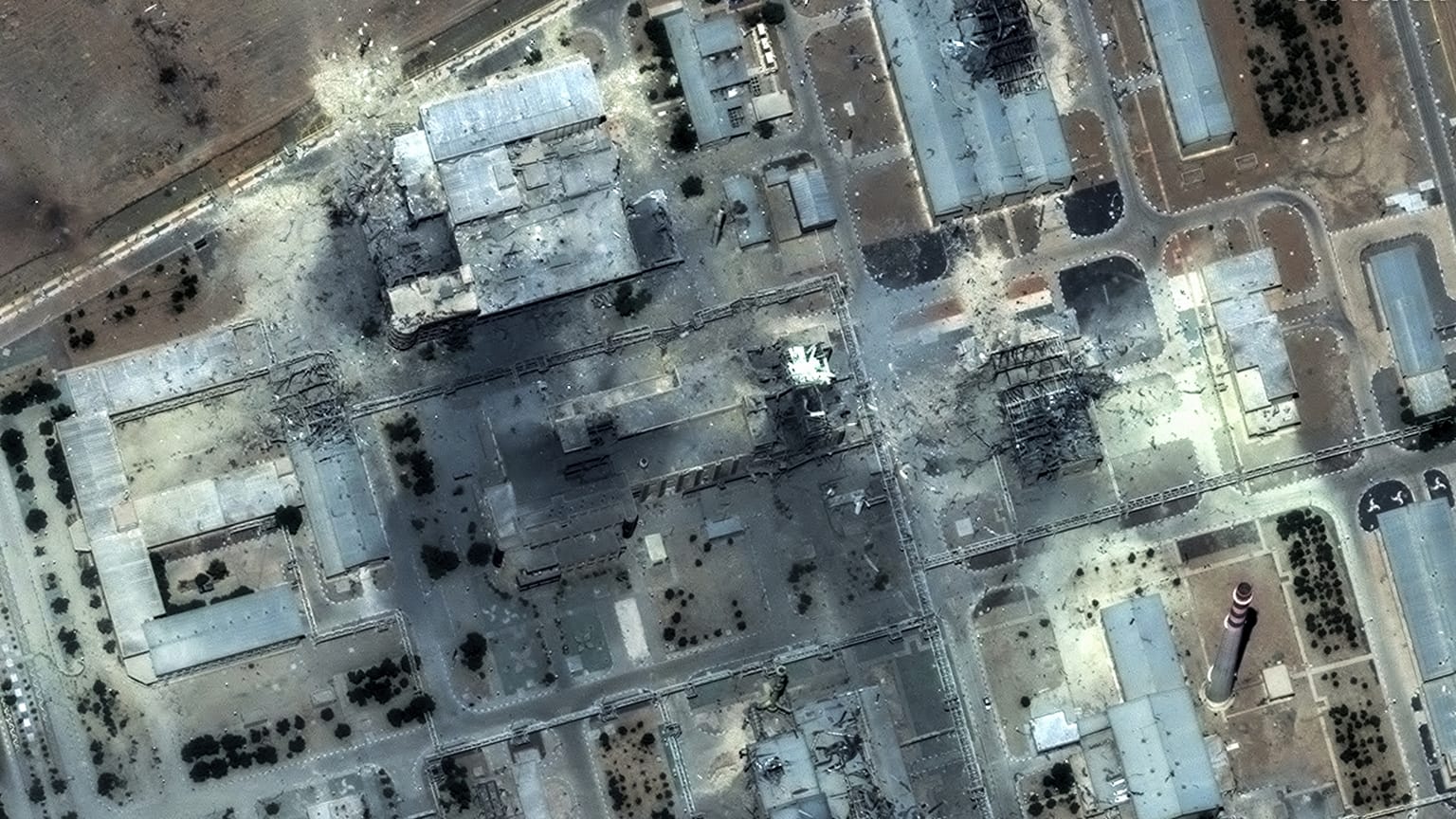 Műholdas felvétel az amerikaiak által megbombázott iszfahani nukleáris létesítményről