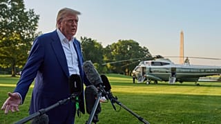 Trump bírálta Iránt, de Izraelt még inkább, amiért megszegték a tűzszüneti megállapodást.